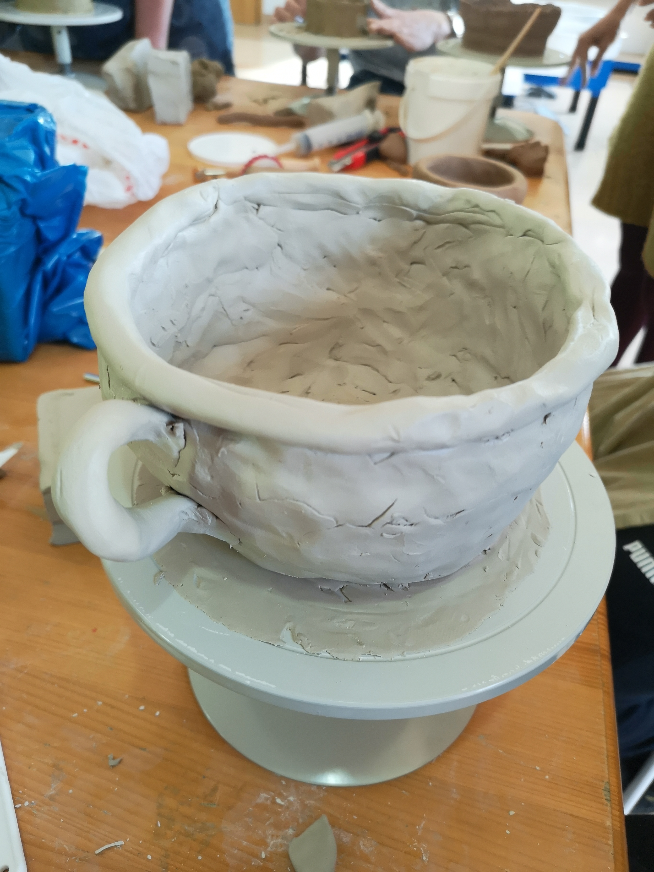 40 polaznika na prvom tečaju Uvod u keramiku i lončarstvo