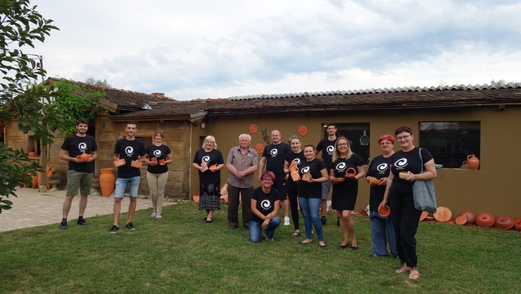 Prve 4 skupine završile tečaj 